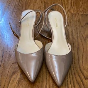 Nine West size 6 nude kitten heels